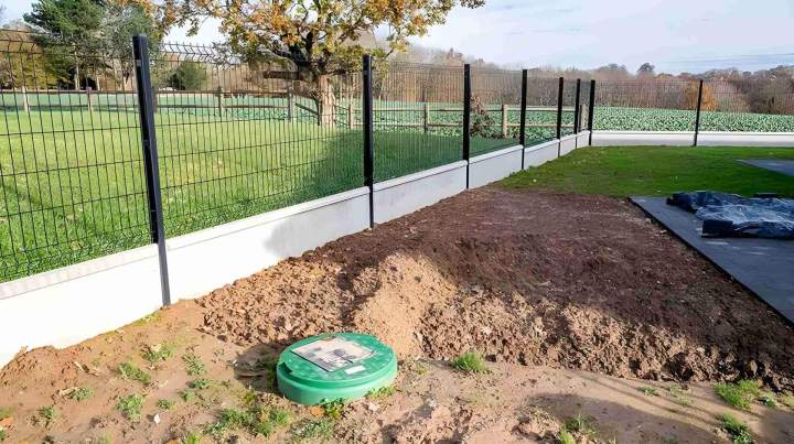 Pose clôture solide Rives-en-Seine